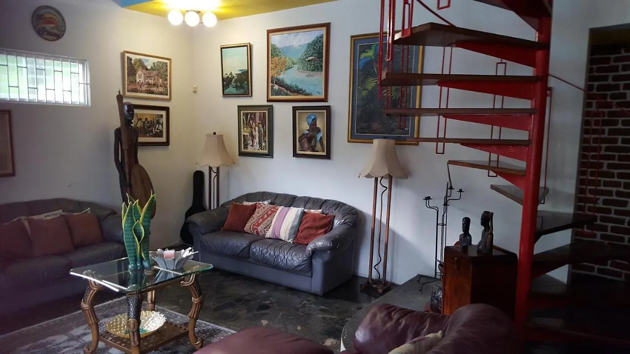 Séjour chez l'habitant Private, Cosy And Central Kingston