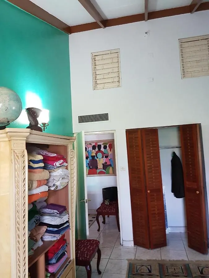 Séjour chez l'habitant Private, Cosy And Central Kingston Jamaïque